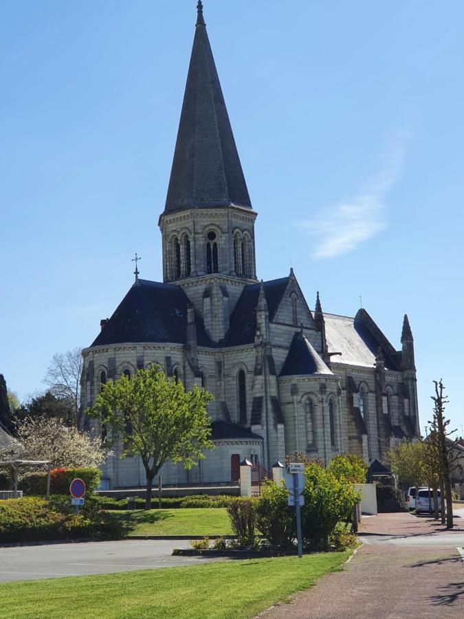 Le Gite Du Puits Aubert Breze Kültér fotó