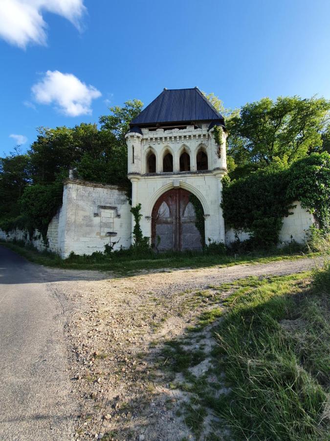 Le Gite Du Puits Aubert Breze Kültér fotó